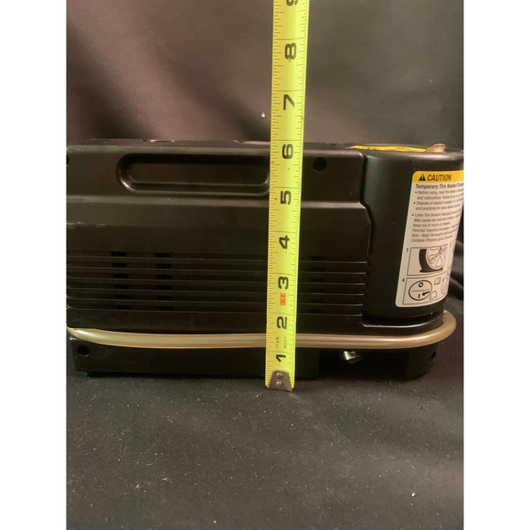 Portable compact air compressor and tire repair kit - Picture 8 of 11